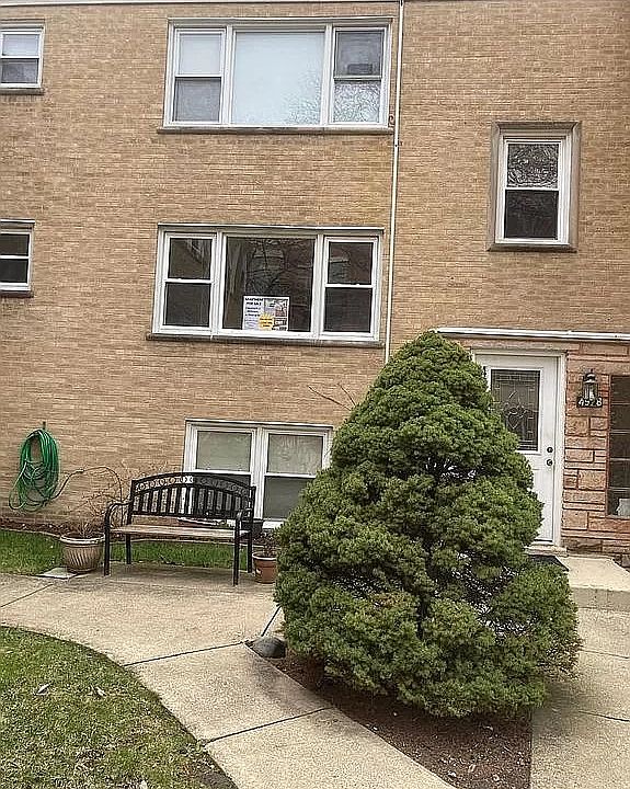 1st image of 4968 N Menard Ave APT 202