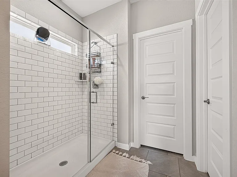 7211 Colwyn Bay Trl — Photo 27