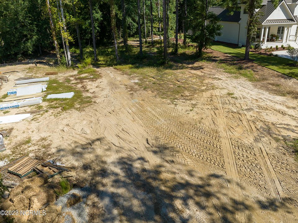 1st image of 117 Kerr Landing Drive