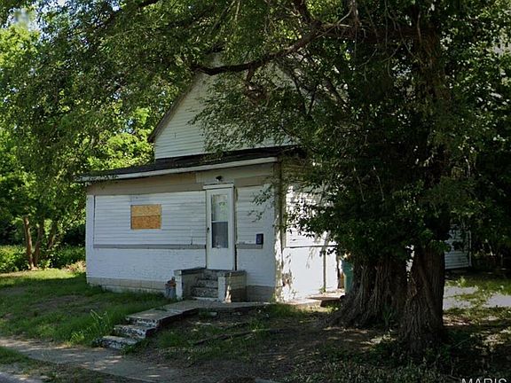 2nd image of 1713 Market Ave