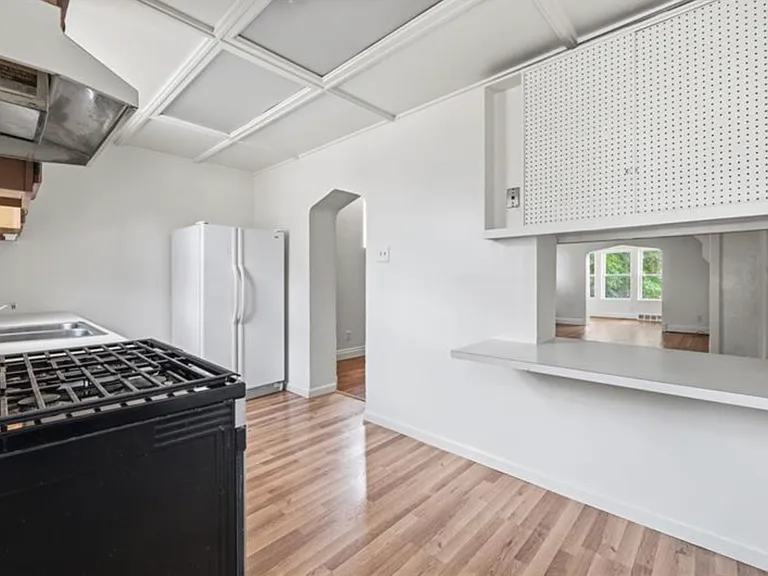2927 Willett Rd — Photo 12