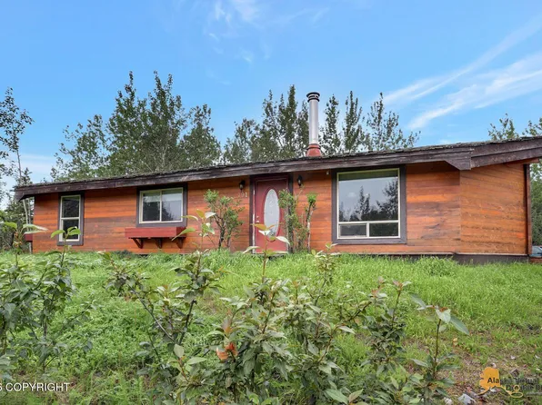 791 N Acorn St, Palmer, AK 99645