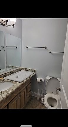 5th image of 1530 Golfview Ct