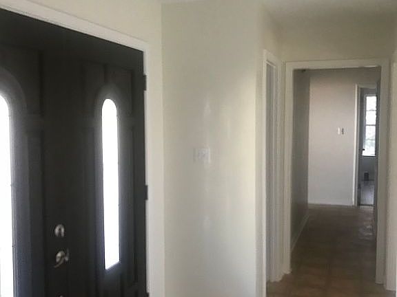 5th image of 903 Lafayette Pl