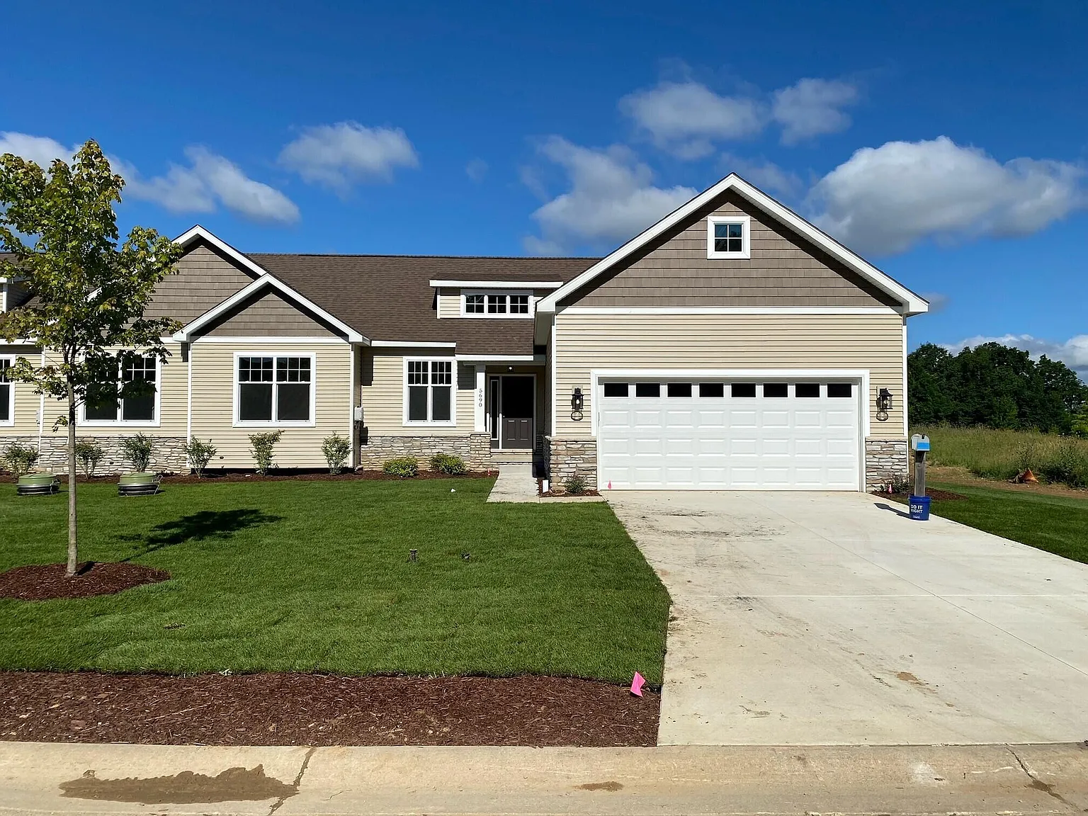 5690 Trailside Ln #2 photo 1