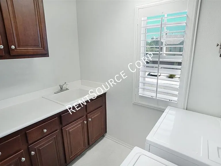 17420 Smoke Tree Ln — Photo 11