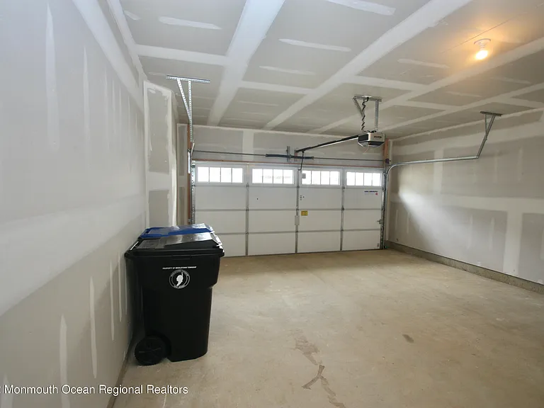 1206 Arose Ln — Photo 33