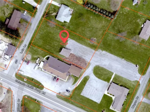 Lois Ln, East Liverpool, OH 43920