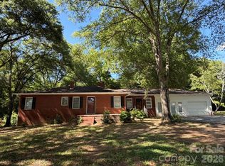 382 Alexis High Shoals Rd, Dallas, NC 28034