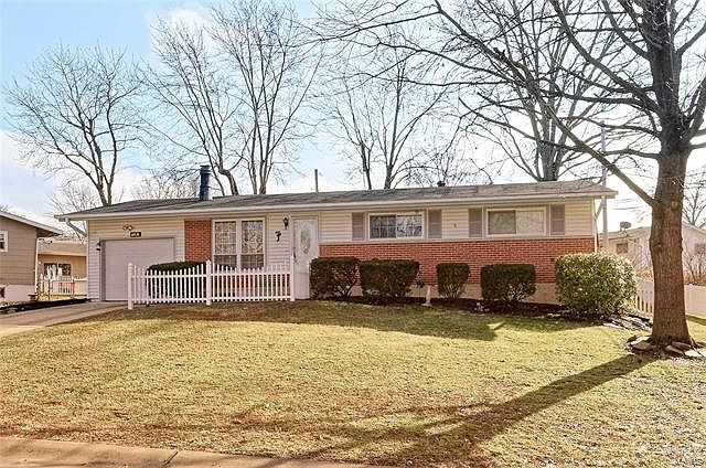 1st image of 10636 Thayer Dr
