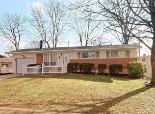 10636 Thayer Dr, Saint Louis, MO