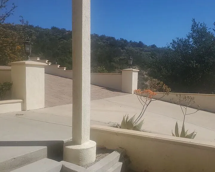 Parado Del Sol Dr — Photo 4