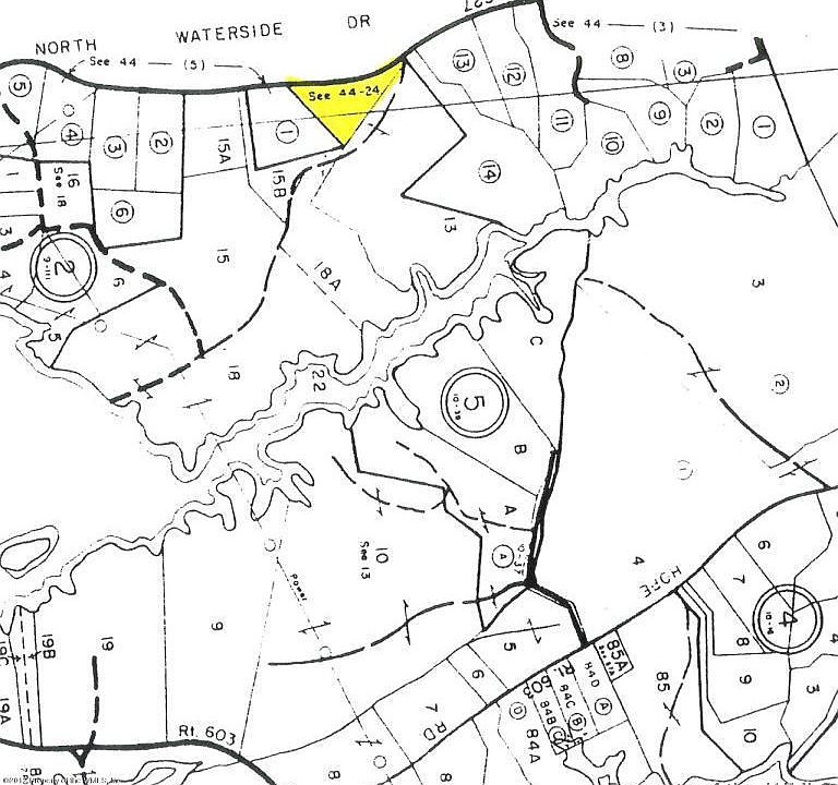 1st image of N Waterside Dr