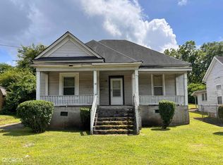 31 Reynolds St, Newnan, GA 30263