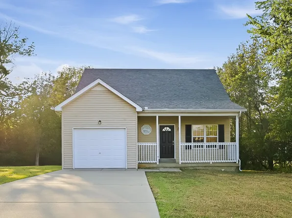 1202 Welsh Dr, La Vergne, TN 37086
