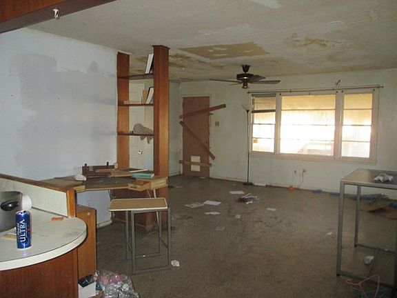 5th image of 609 S Franklin Ave