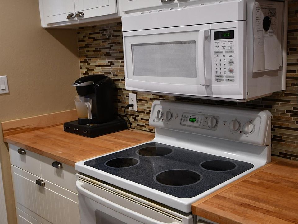 1st image of 7530 Wachtel Way