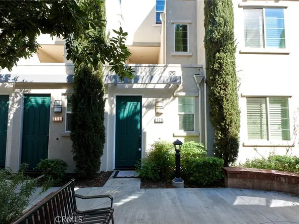 123 Macintosh Way, Upland, CA 91786