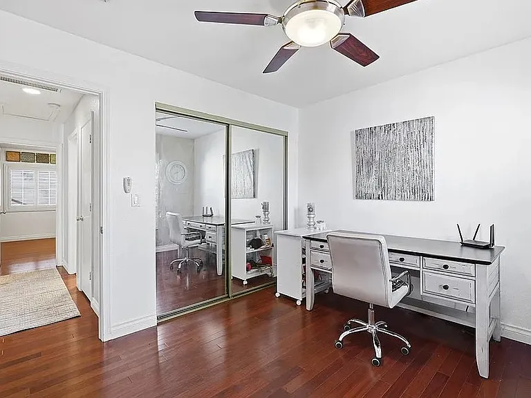 2725 Peekskill Ave — Photo 8