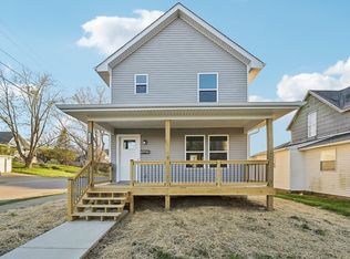 304 S North St, Washington Court House, OH 43160