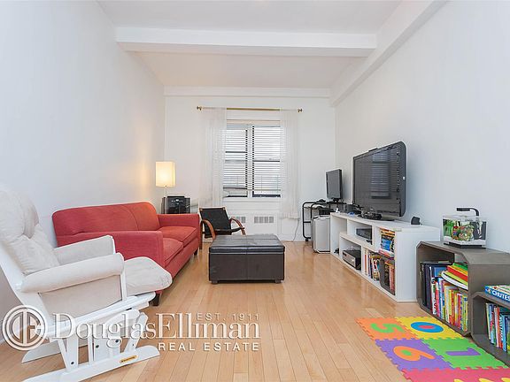 4th image of 6730 Dartmouth St APT 1C
