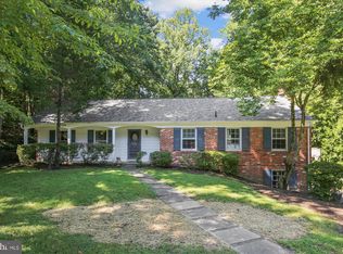 9018 Charred Oak Dr, Bethesda, MD 20817