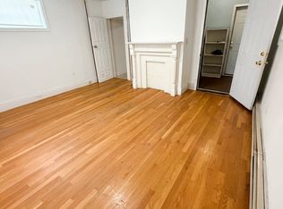 18 Rockville Park APT 1, Roxbury, MA 02119
