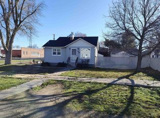 506 California St, Gooding, ID 83330