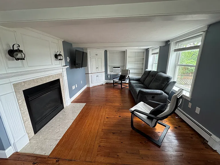 111 Westminster Rd — Photo 2