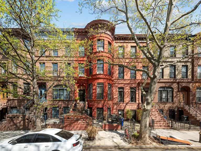 419 Hancock St #1 — Photo 2