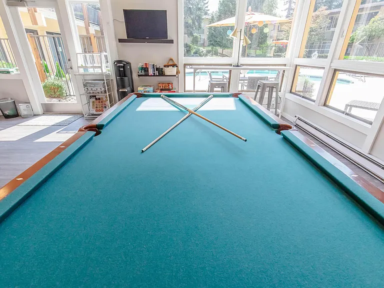 The Carrington — Photo 8