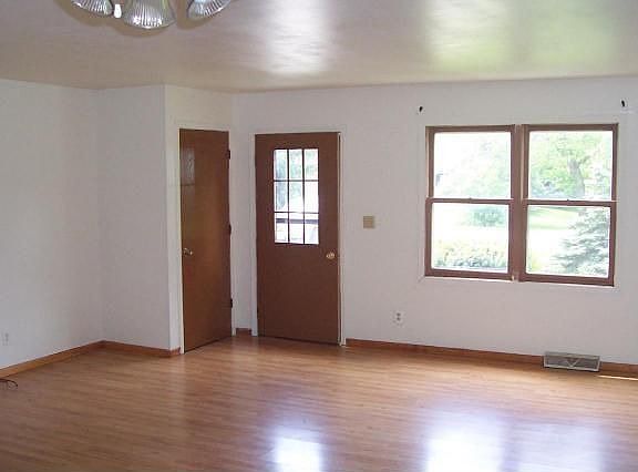 3rd image of N8330 Parkview Dr
