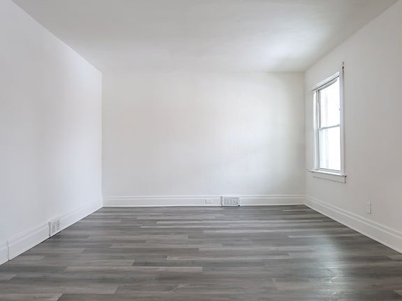 2nd image of 2309 Orleans Ave #2