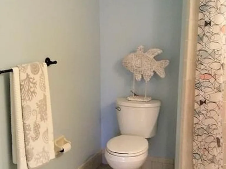 101 Lake Ave NE #204 — Photo 12