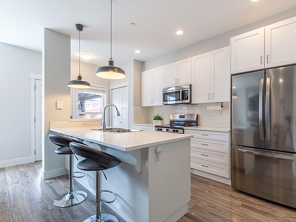 2nd image of 23958 Kanaka Way