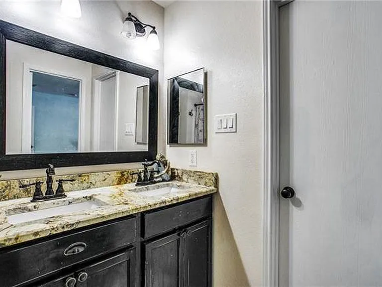 1517 Leeward Ln — Photo 17