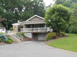 39 Bordnersville Rd, Jonestown, PA 17038