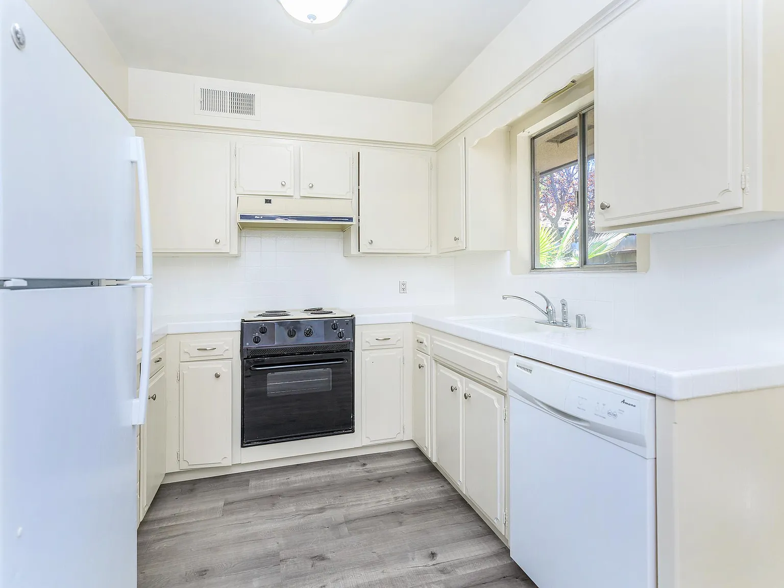 Gettysburg Apartments — Photo 4