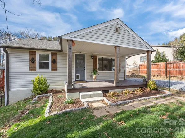 164 Lakeside Dr, Asheville, NC 28806