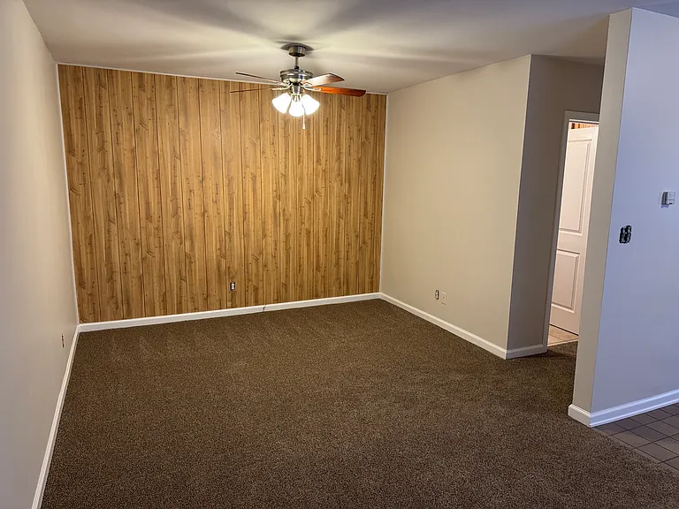 2114 W Magnolia Blvd #C — Photo 6