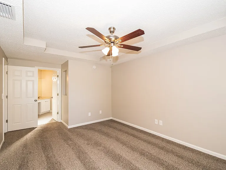 1544 Slash Pine Ct — Photo 9
