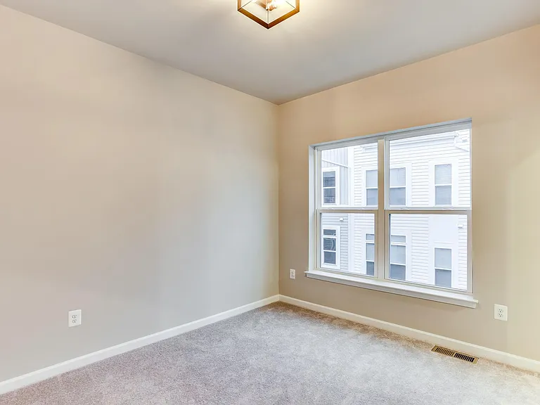 215 Wesley Brown Ln — Photo 25