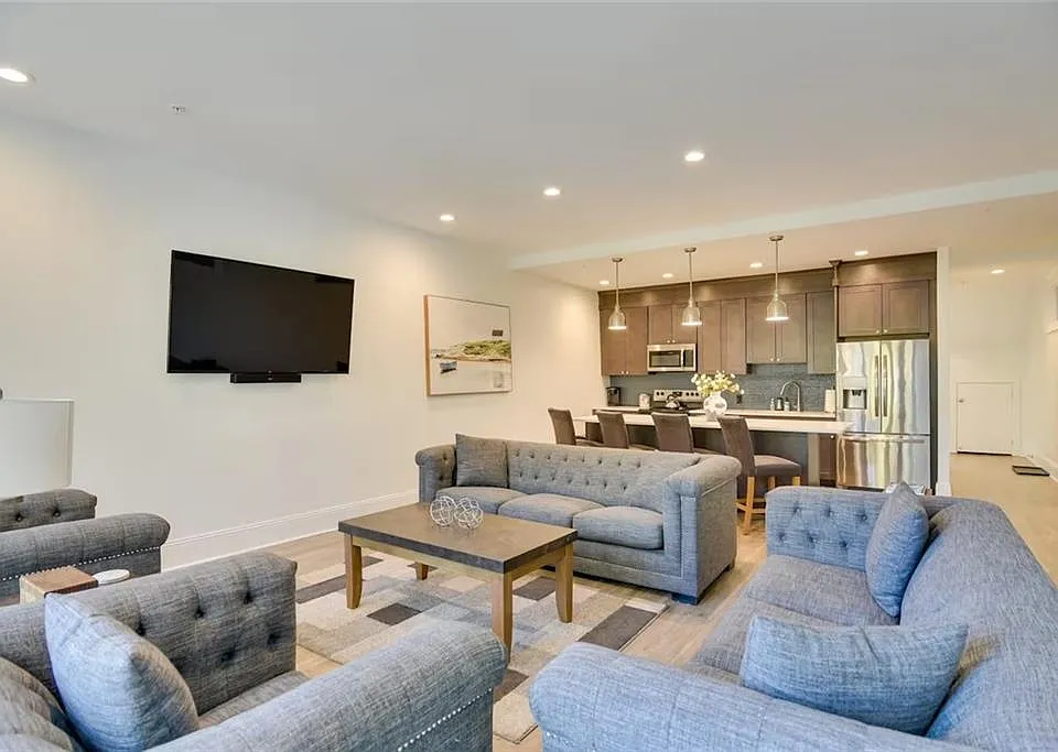 1 River Ln #2