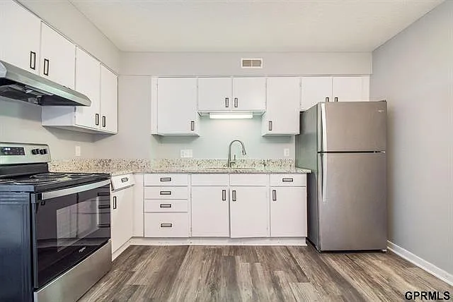 901 James Pkwy #5 — Photo 5