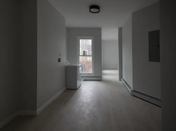 253 Monroe Street image 8 of 18