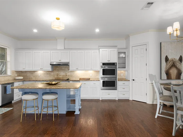 6130 Homeland Ln — Photo 13