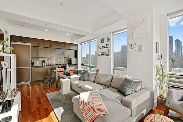 Rented by Corcoran | media 48