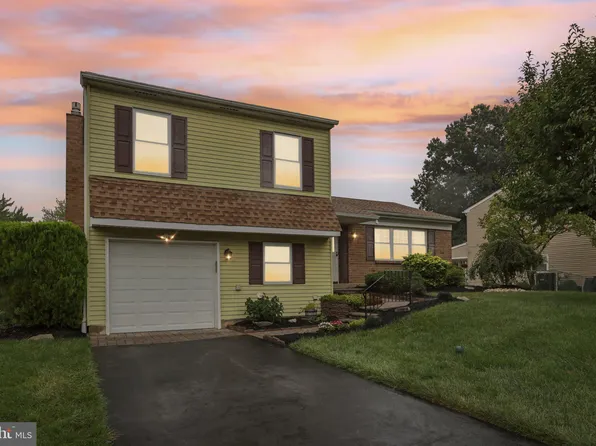 3342 Glendale Dr, Bensalem, PA 19020