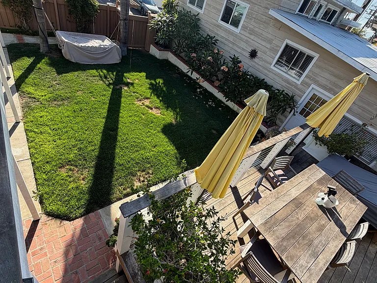 Maiden Ln — Photo 7