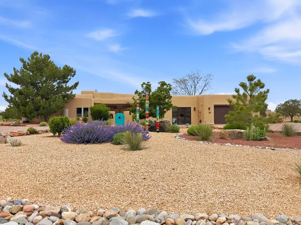 29 Bosque Loop, Santa Fe, NM 87508